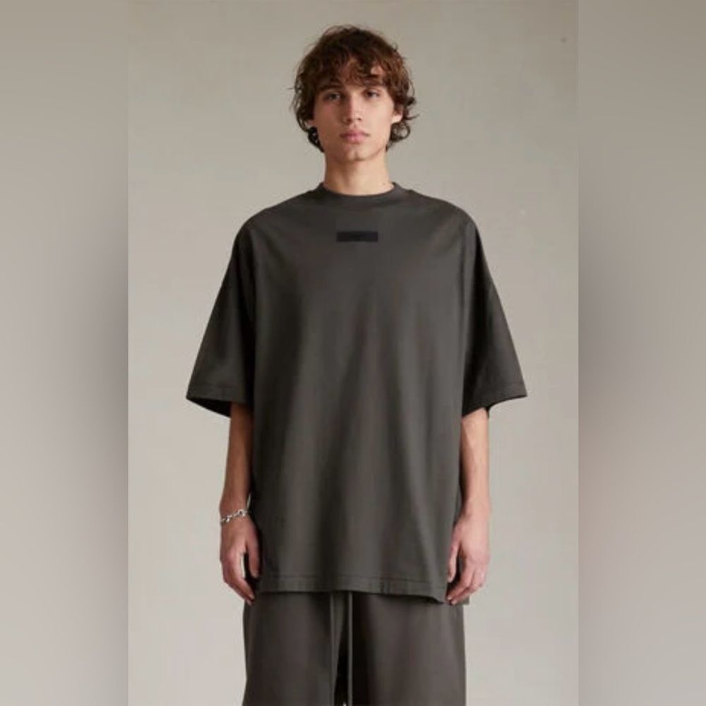 Fear of God Essentials Men’s Size Large Green Ink Cotton Relaxed Fit Tee T-Shirt
